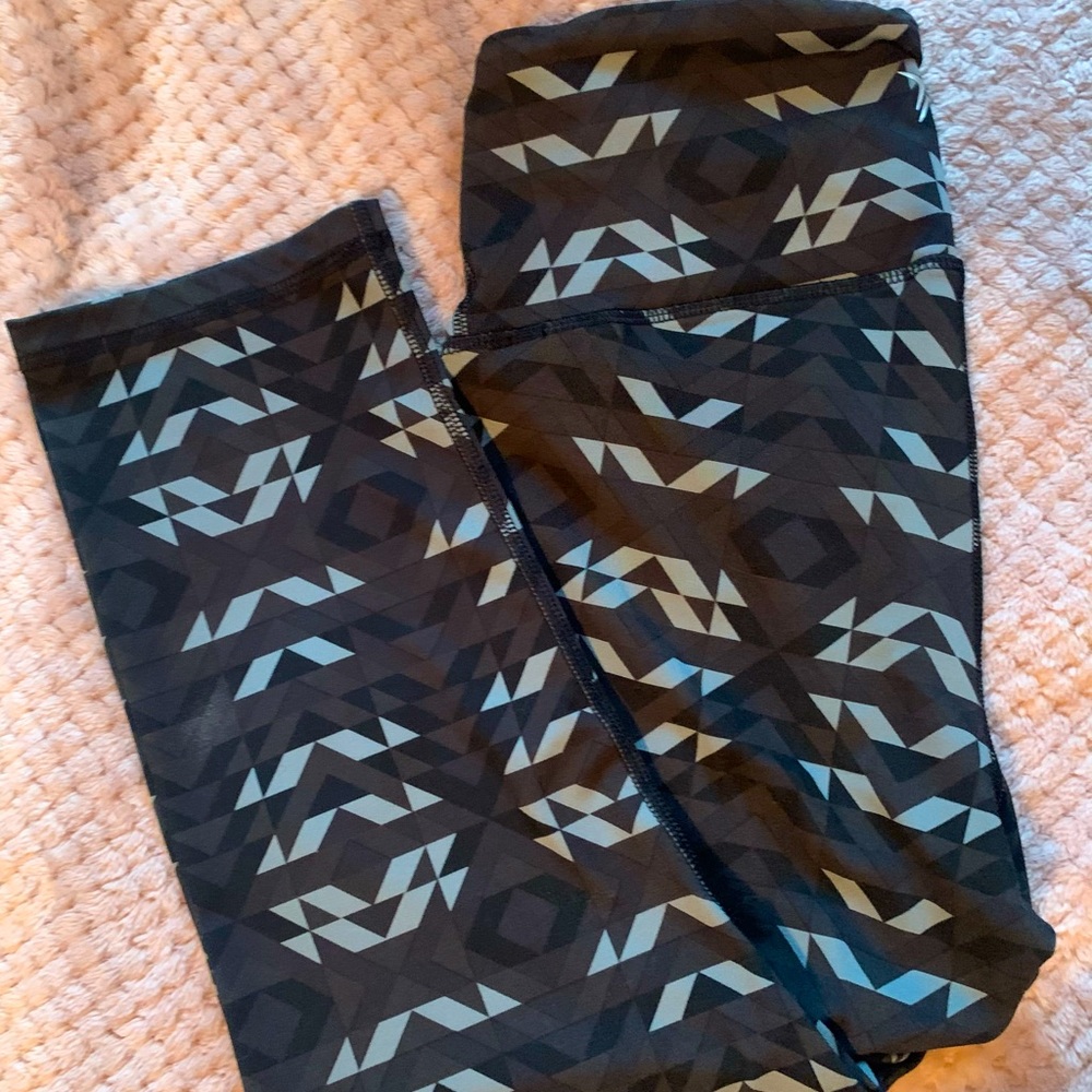 Old Navy Active Leggings